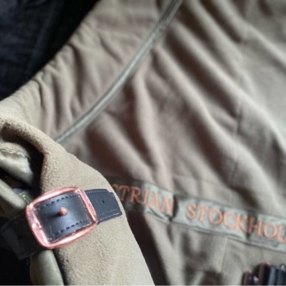 Equestrian Stockholm Fleece Rug Evening Haze - Picture 6 of 9